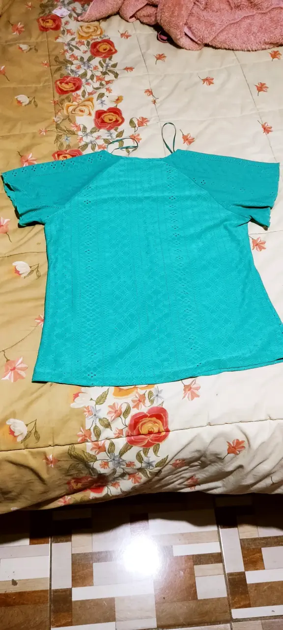 Blusa turquesa de encaje para mujer - 2