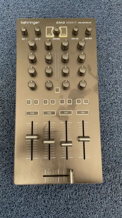 Controlador MIDI Behringer CMD MM-1 - miniatura 1