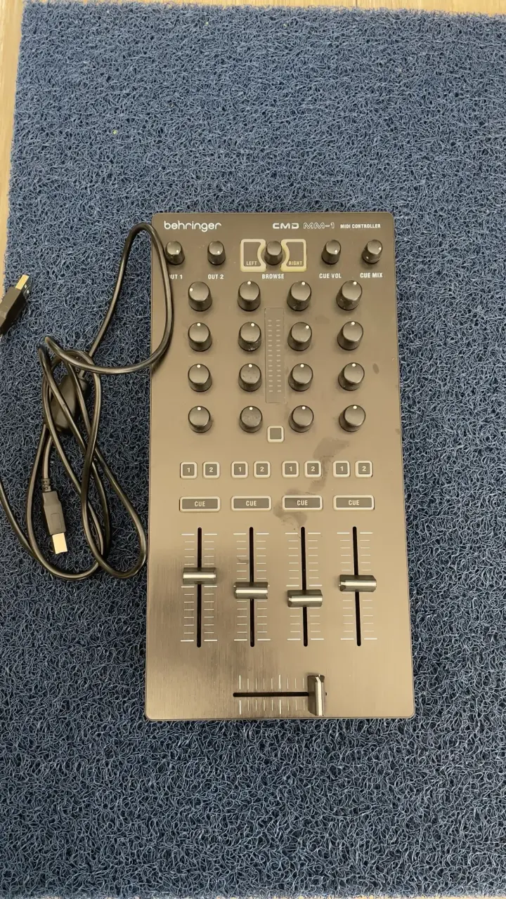 Controlador MIDI Behringer CMD MM-1 - 5