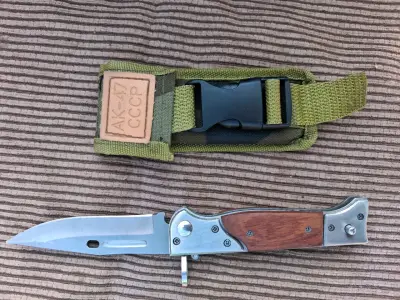 Cuchillo plegable AK-47 con funda - miniatura 2