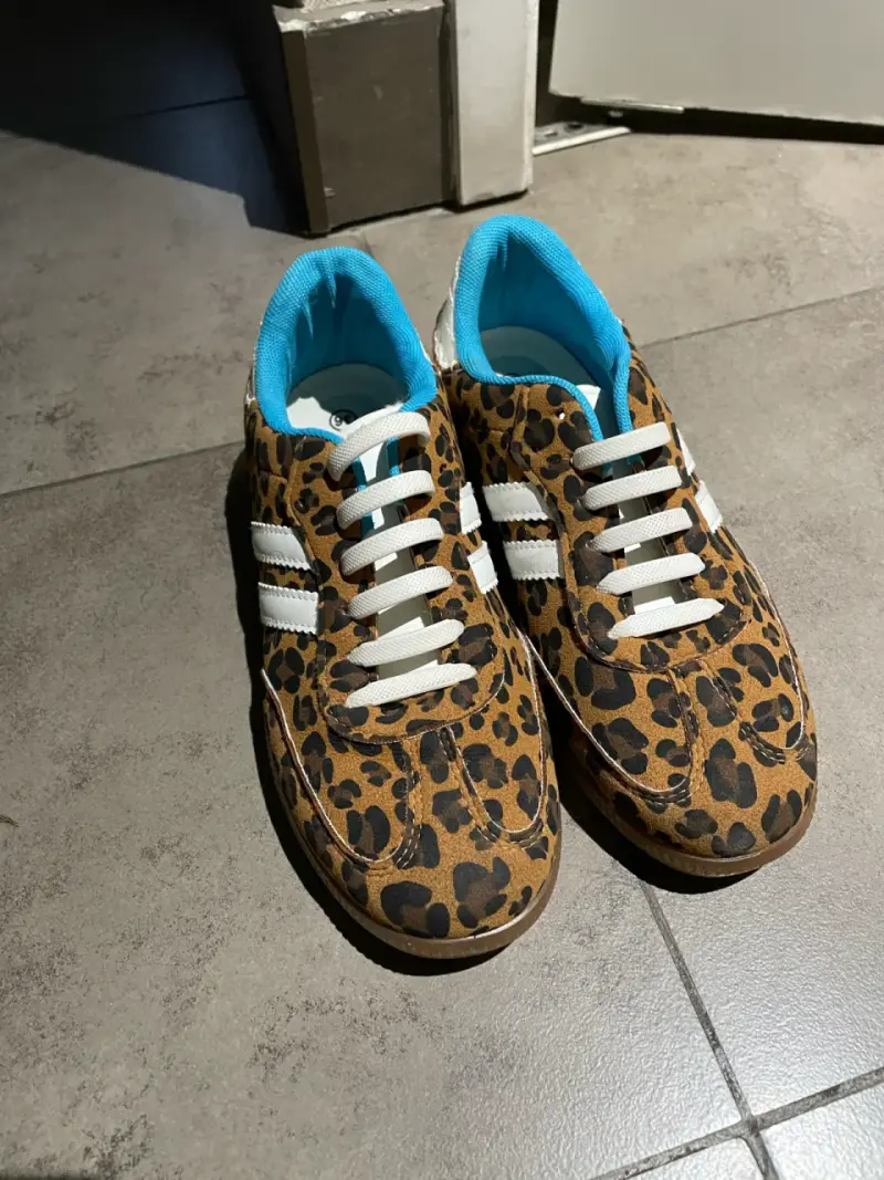 Zapatillas deportivas estampado leopardo