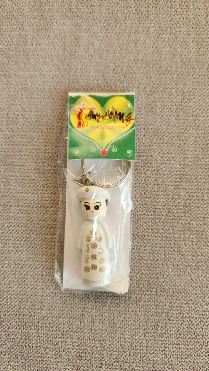 Llavero de Vietnam blanco