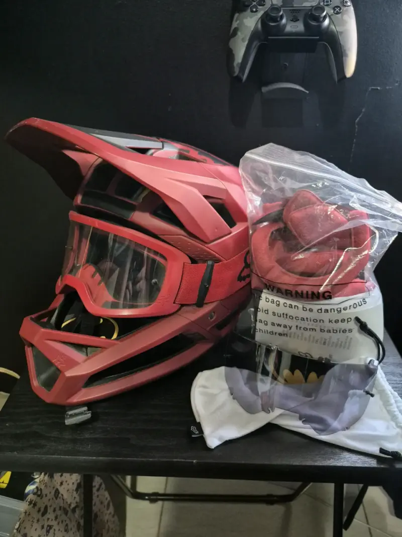 Casco fox cn antiparras perfecto estado - 1