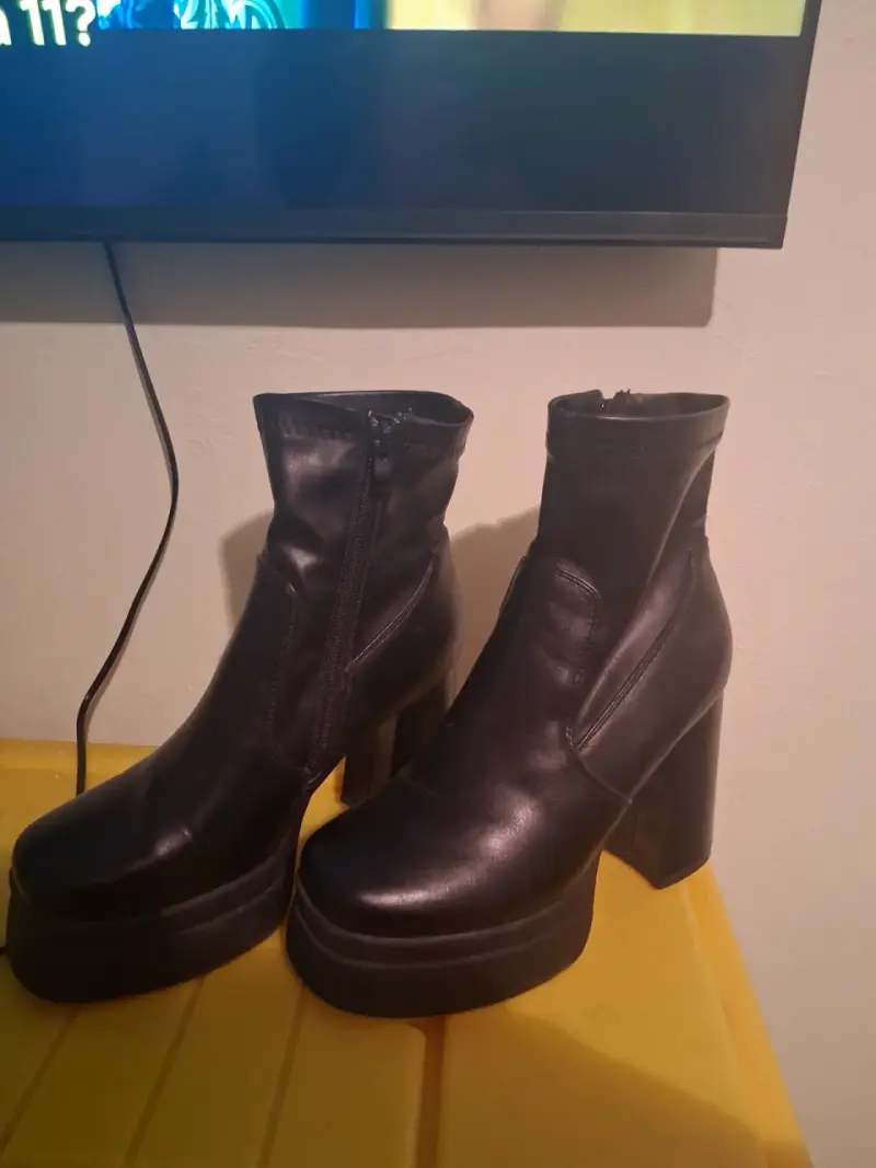 Botines de cuero negro con plataforma - 2