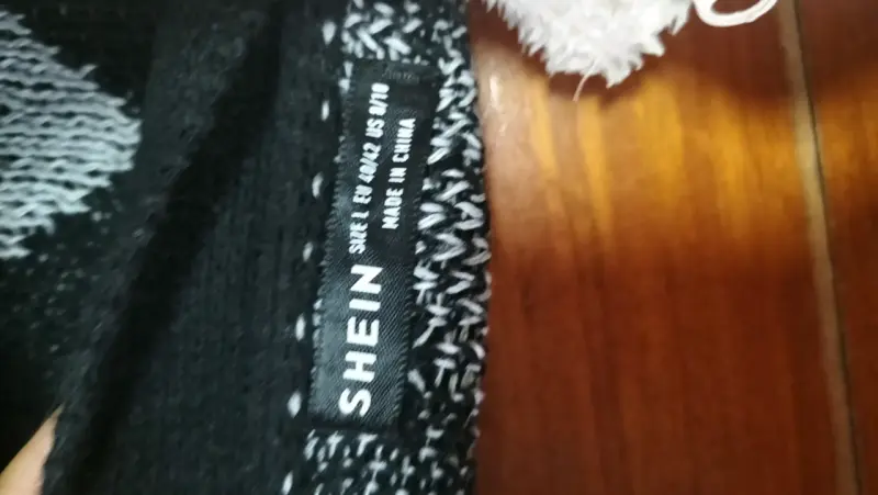 Cardigan Shein negro con diseño geométrico - 3