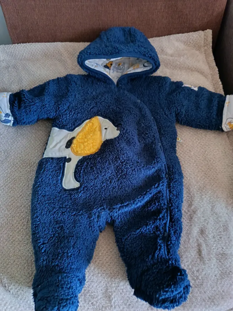 Enterito polar azul para bebé con capucha