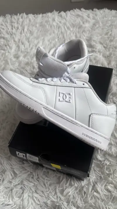 Zapatillas DC Shoes blancas de cuero - miniatura 1