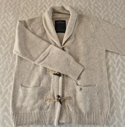 Cardigan de hombre beige con botones - miniatura 1