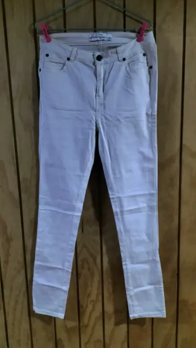 Jeans blancos ajustados para mujer - miniatura 1