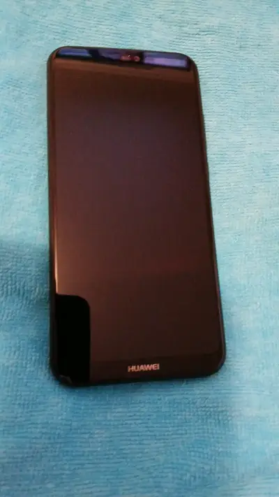 Huawei smartphone con doble cámara - miniatura 2