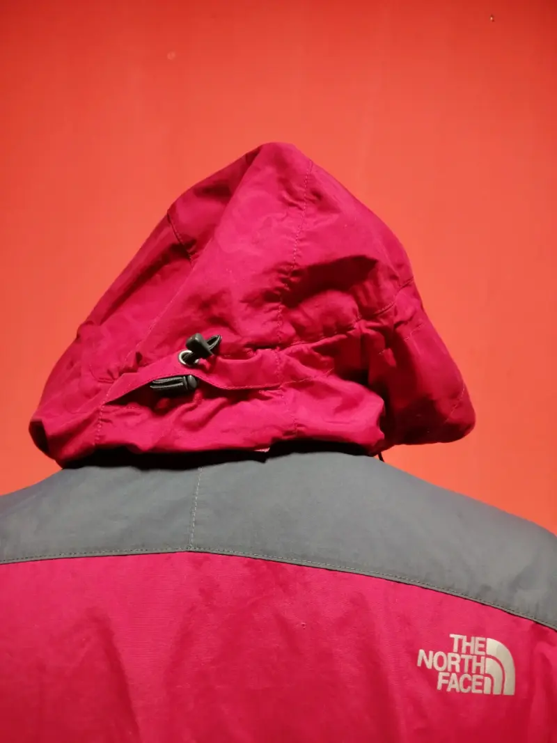 Chaqueta impermeable The North Face roja hombre - 4