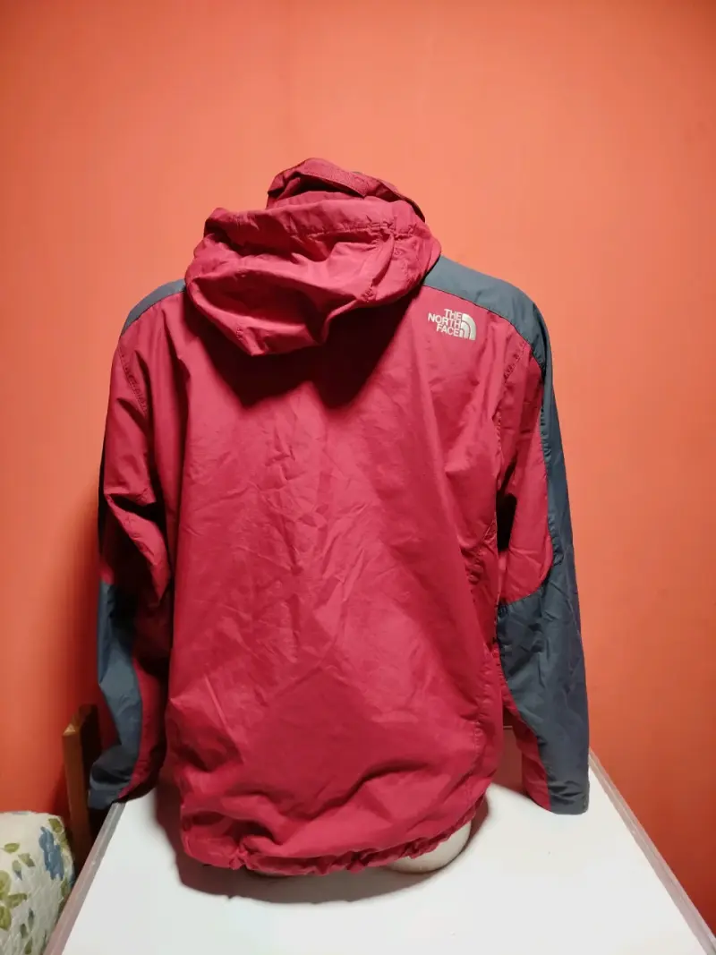 Chaqueta impermeable The North Face roja hombre - 5