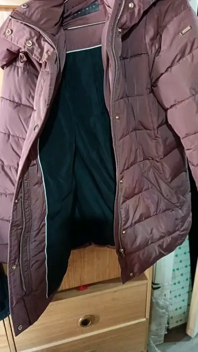 Chaqueta acolchada marrón Esprit para invierno - miniatura 5