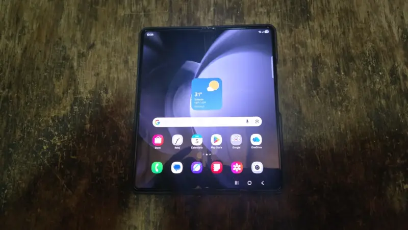 Samsung Galaxy Fold 5 - 2