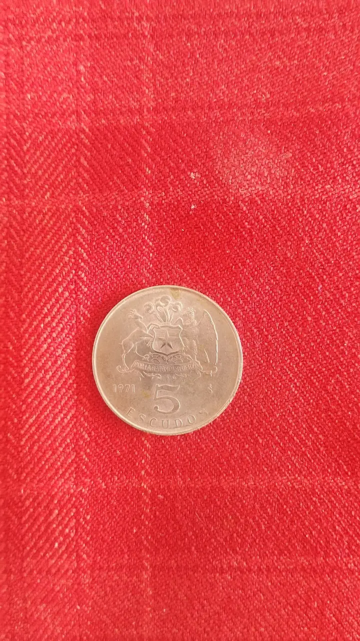 Moneda antigua de 5 escudos 1971 Chilena - 1
