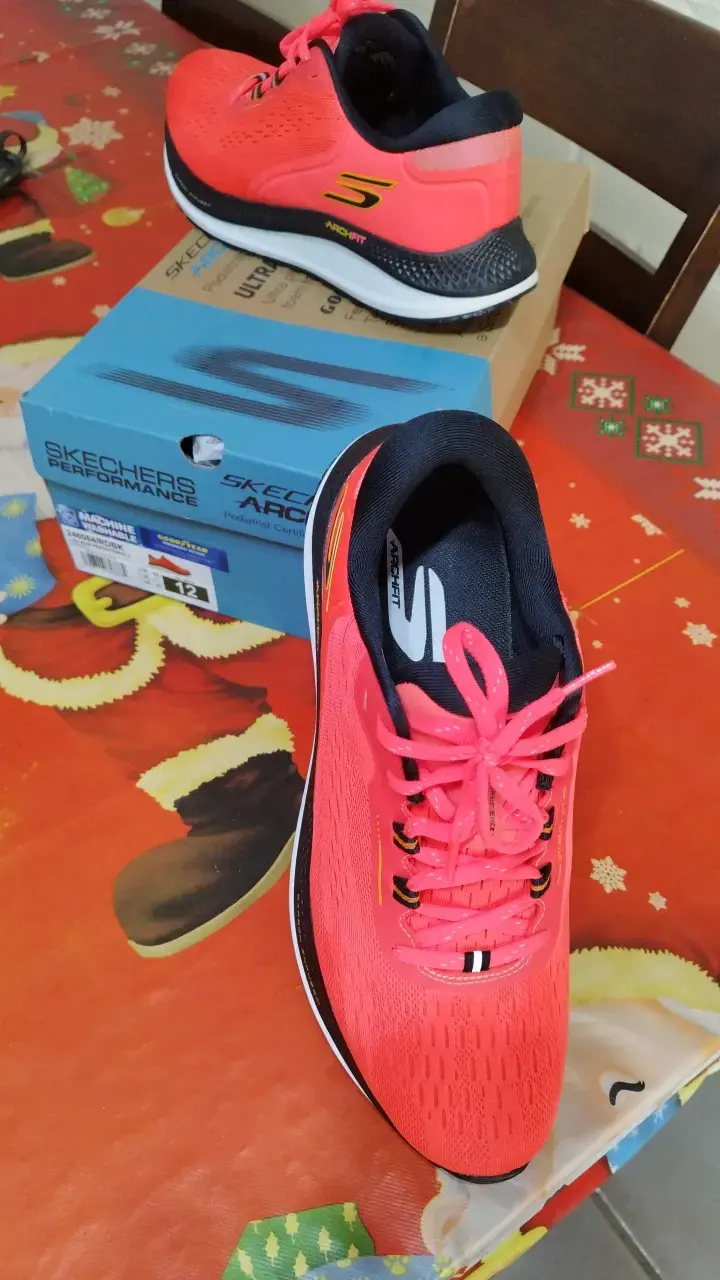 Zapatillas Skechers Arch Fit carbon infused - 1