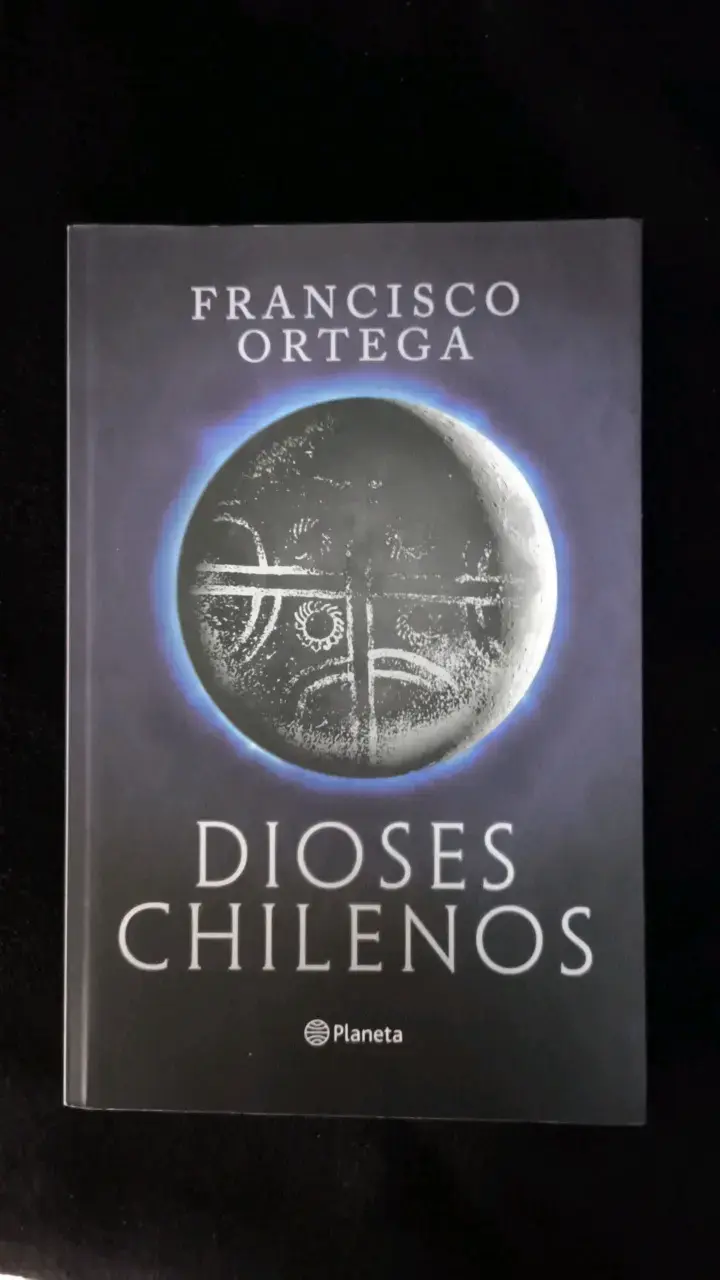 Libro 'Dioses Chilenos' de Francisco Ortega - 1