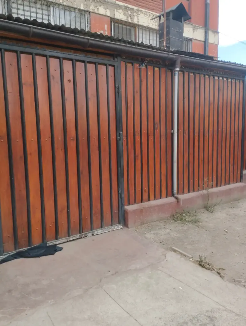 J.S.PROPIEDADES.SpA Ofrece Dpto 1er piso. - 1