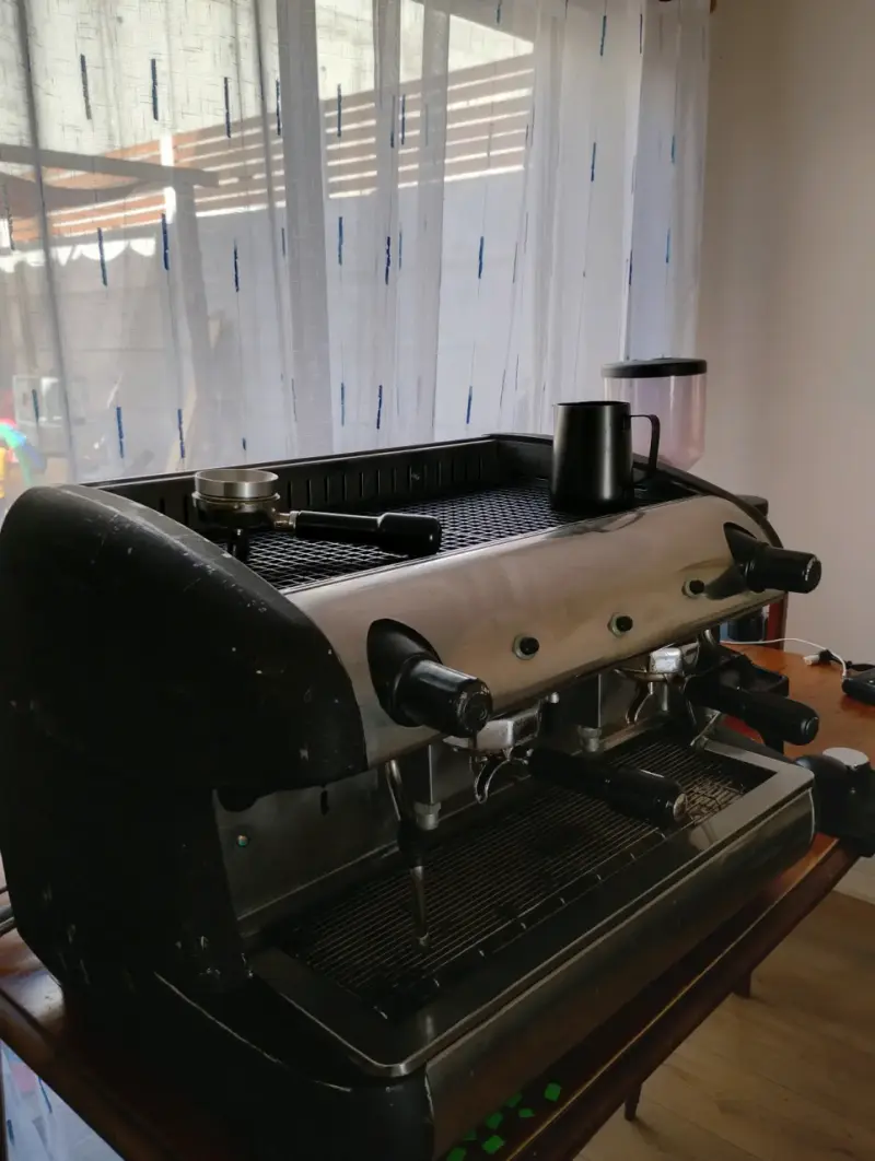 Máquina de café espresso profesional doble grupo - 2