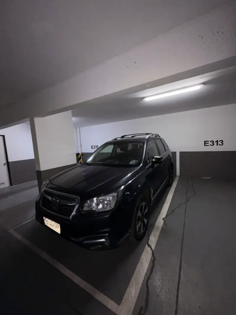 Subaru SUV en excelente estado - 2