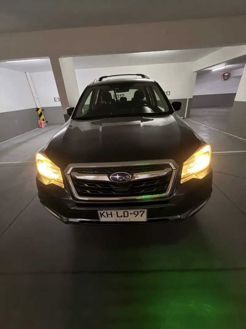 Subaru SUV en excelente estado - 5