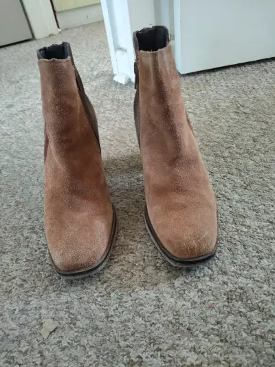 Botines de gamuza marrón con tacón - miniatura 4