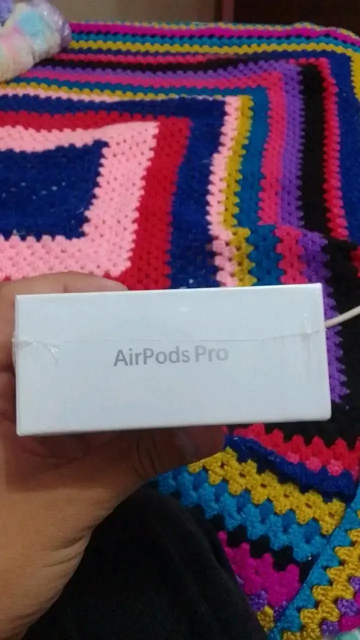 AirPods Pro 2da Generación con MagSafe - 2