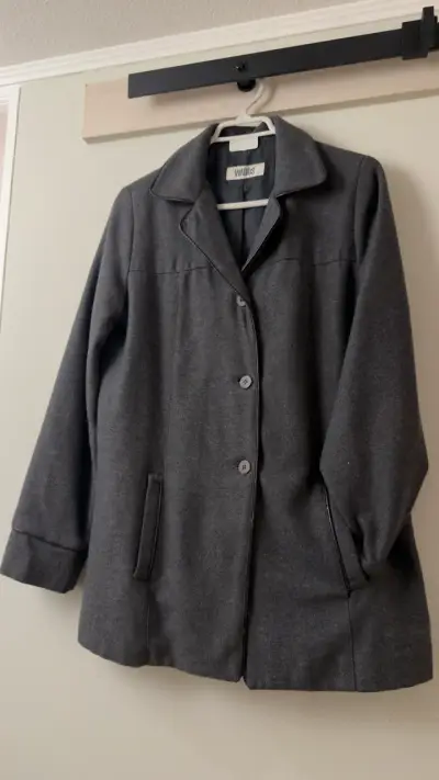Abrigo gris marca Wados elegante - miniatura 3
