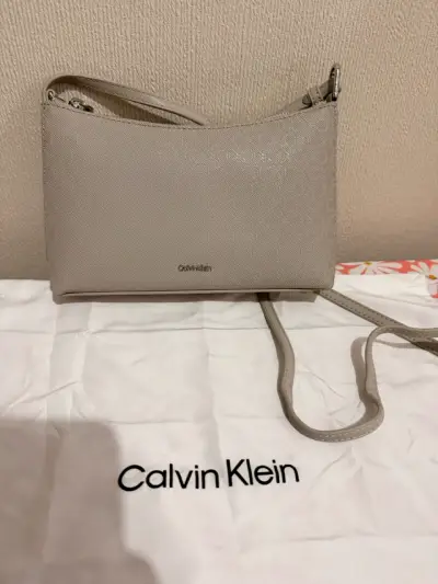 Cartera Calvin Klein - miniatura 1