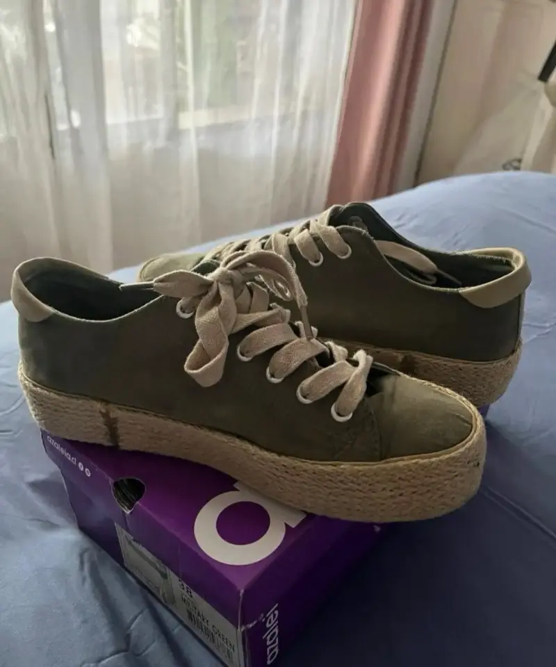 Zapatillas Azaleia verde oliva con plataforma - 3