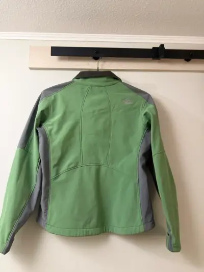 Chaqueta softshell verde The North Face - miniatura 2