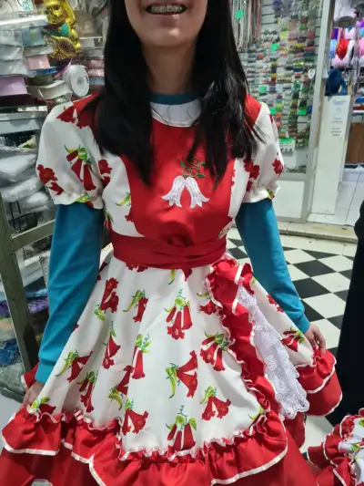 Vestido de huasa - miniatura 2