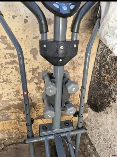 Máquina elíptica con pesas integradas - miniatura 1