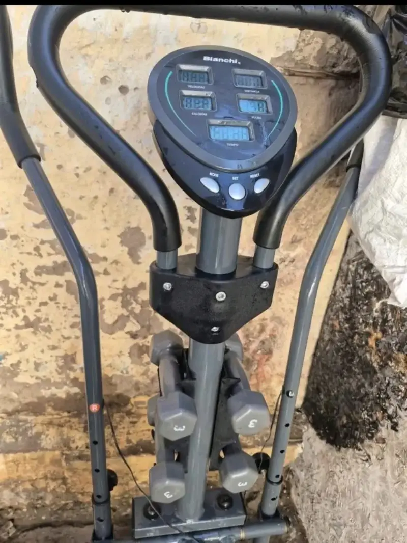 Máquina elíptica con pesas integradas - 4