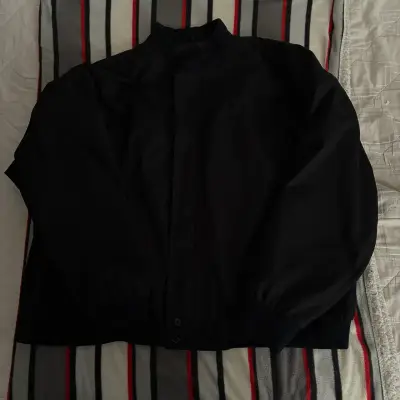 Chaqueta negra de hombre - miniatura 1