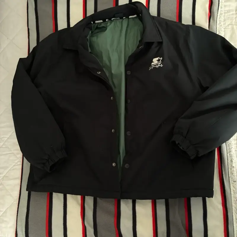 Chaqueta negra Starter con forro verde - 1
