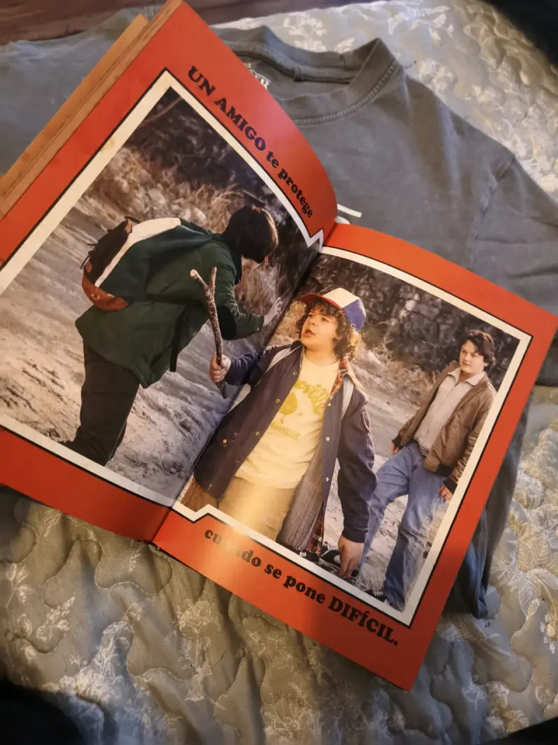 Libro 'Cómo sobrevivir en el mundo de Stranger Things' - 2