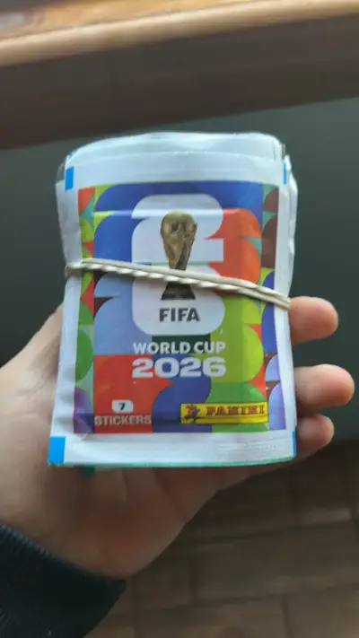 Sobres de stickers Panini Mundial 2026 - miniatura 1