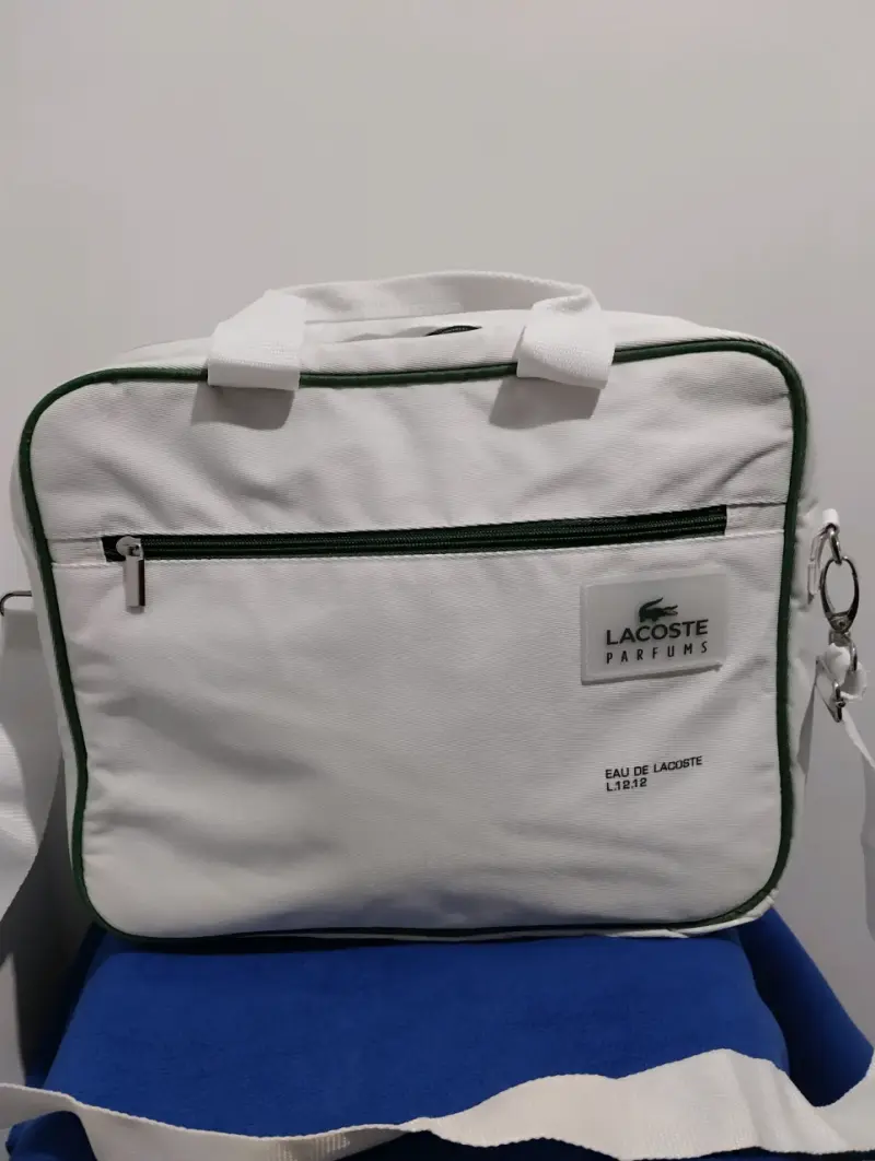 Bolso Lacoste blanco con detalles verdes