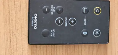 Sistema de sonido Onkyo con subwoofer - miniatura 4