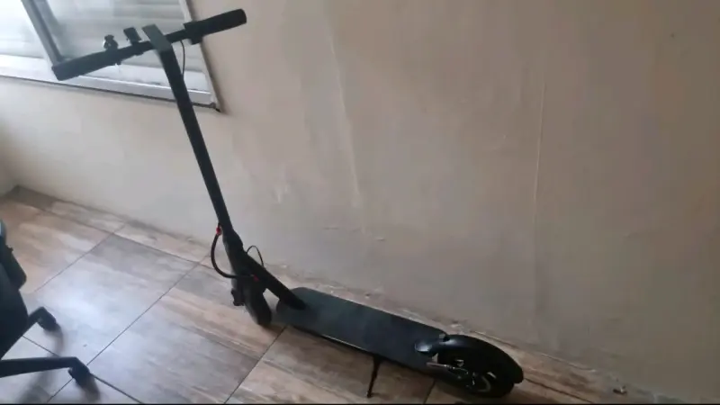 Scooter eléctrico EasyGo con luz LED - 4