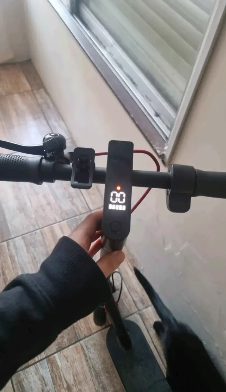 Scooter eléctrico EasyGo con luz LED - 6