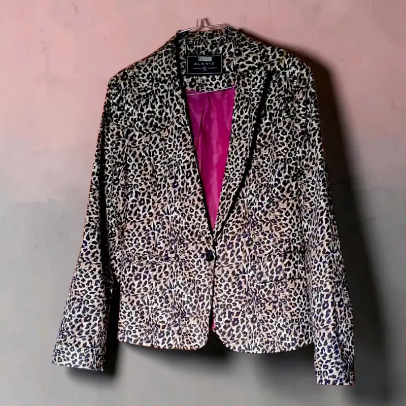 Blazer estampado animal print Alaniz - 1