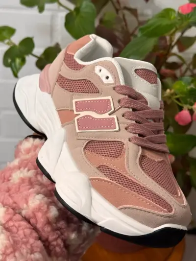 Zapatillas deportivas rosadas para mujer - miniatura 2