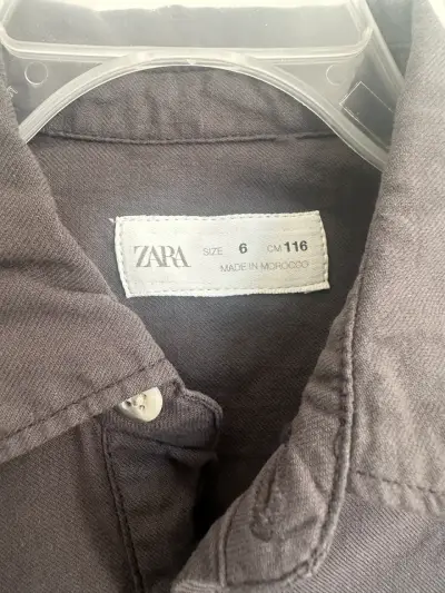 Camisa gris Zara de algodón para niño Talla 6 - miniatura 3