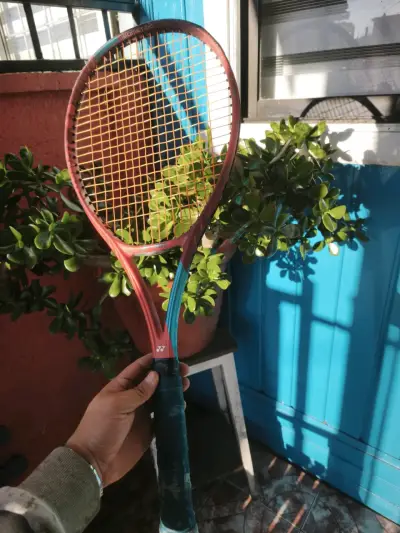 Raqueta de tenis Yonex Isometric - miniatura 2