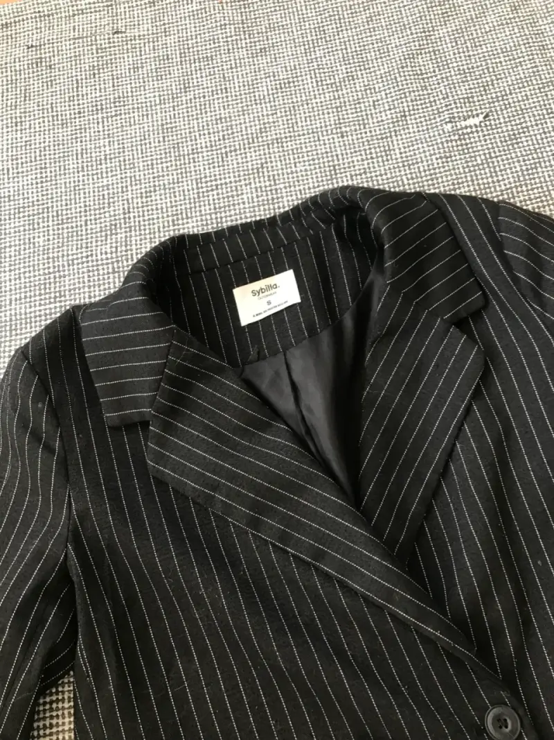 Blazer a rayas negro elegante para mujer - 2