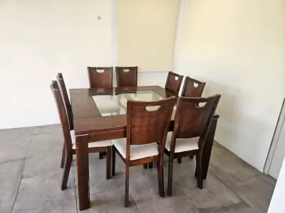 Juego de comedor de madera con vidrio para 6 personas - miniatura 3
