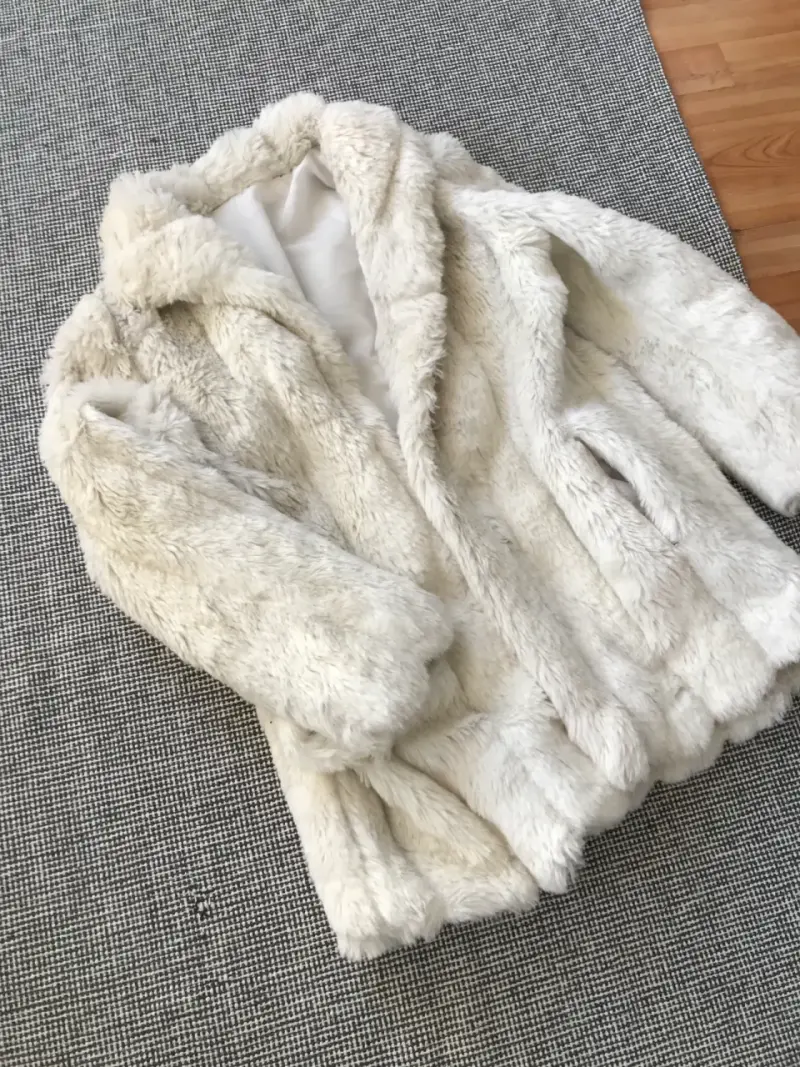 Abrigo de piel sintética blanco para mujer - 3
