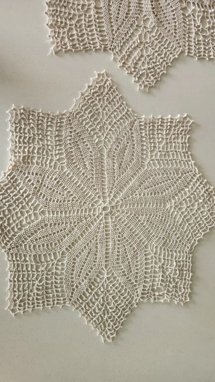 Manteles tejidos a crochet, años 80 - 3